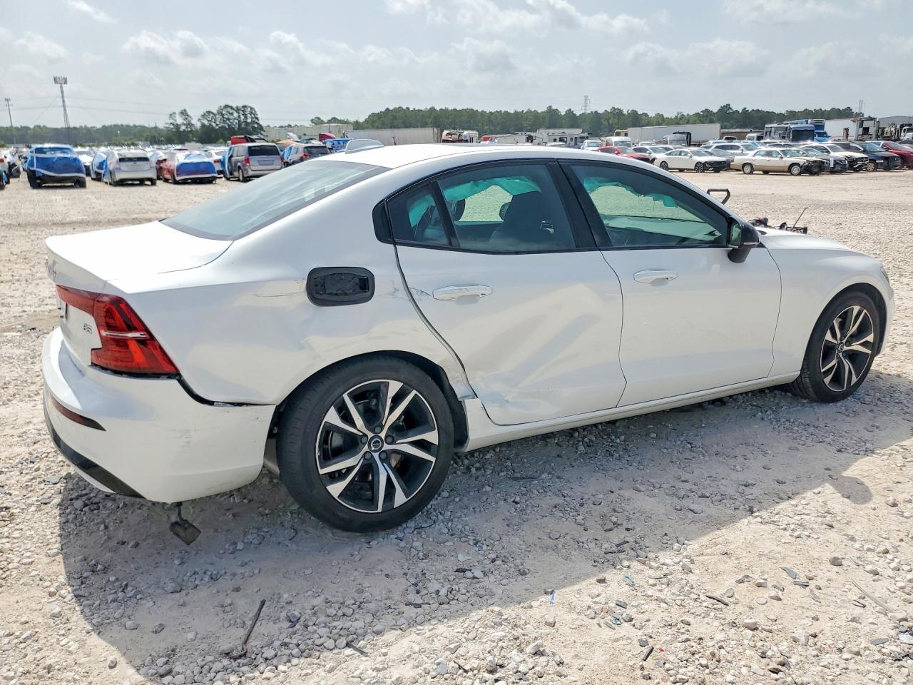 2024 Volvo S60 Core Белый vin: 7JRL12FK6RG324400