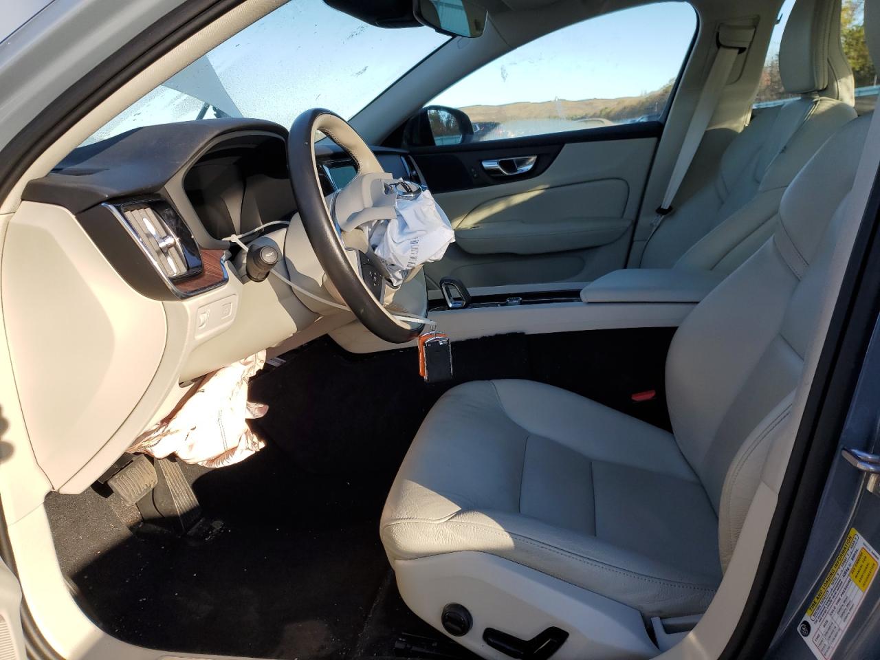 2022 Volvo S60 B5 Momentum Silver vin: 7JRL12FZ3NG179288