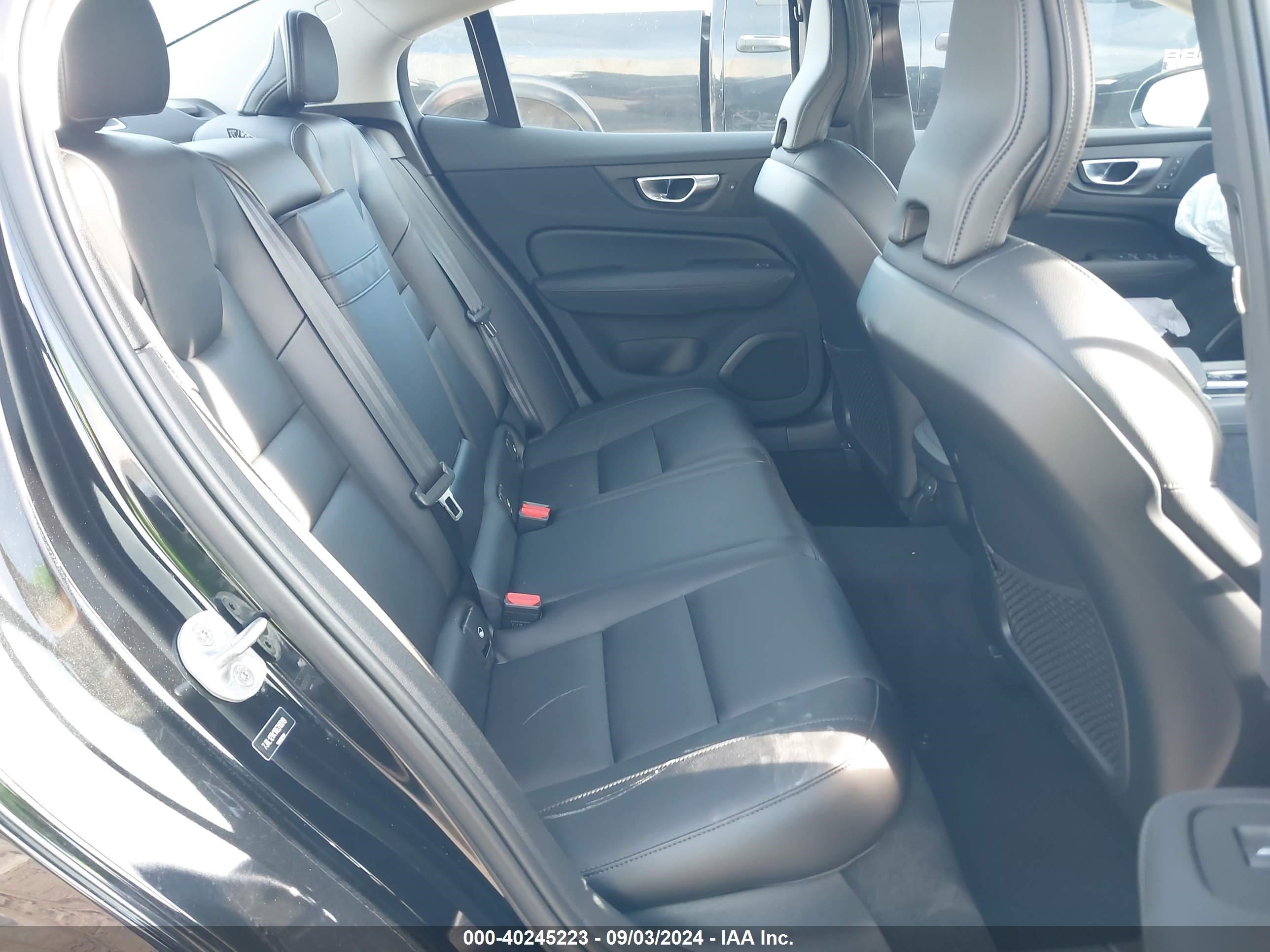 2024 Volvo S60 B5 Core Dark Theme Черный vin: 7JRL12TK1RG310019