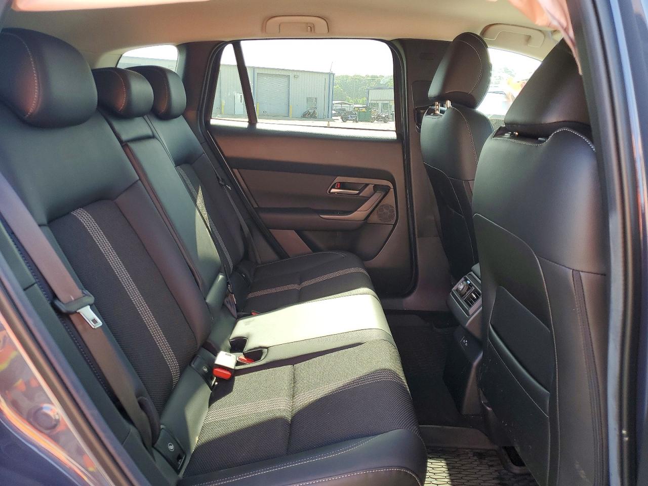 2025 Mazda Cx-50 Preferred Gray vin: 7MMVAABWXSN102423