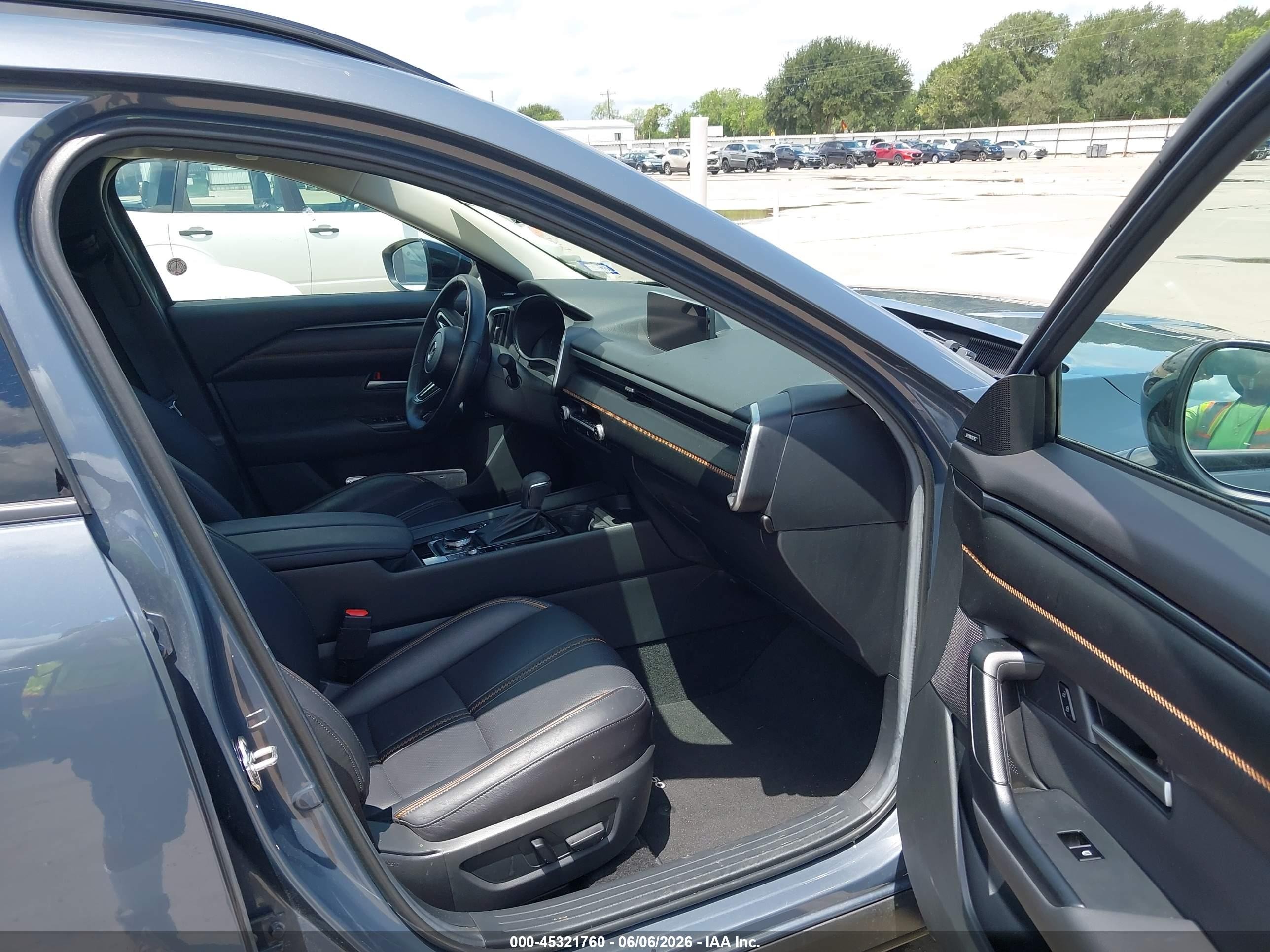 2025 Mazda Cx-50 Hybrid Premium Package Blue vin: 7MMVAADW0SN132723