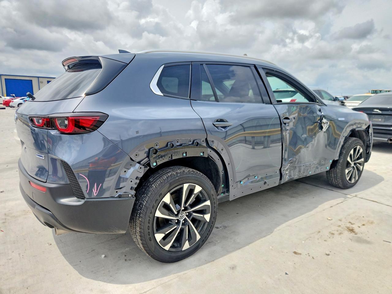 2025 Mazda Cx-50 Premium Plus Серый vin: 7MMVAAEW3SN131886
