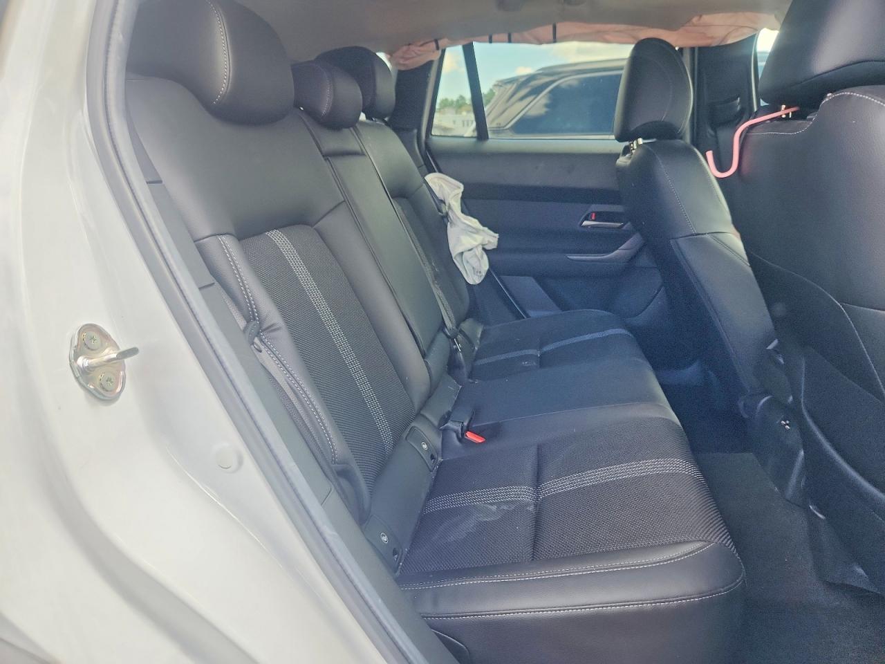2024 Mazda Cx-50 Preferred White vin: 7MMVABBMXRN193384