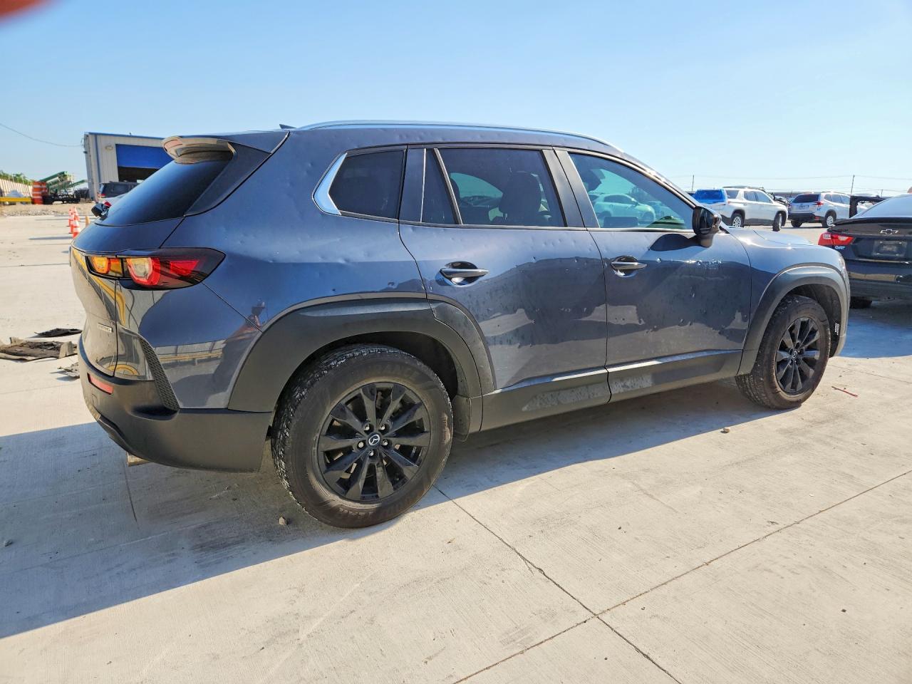 2024 Mazda Cx-50 Premium Blue vin: 7MMVABDM0RN194511