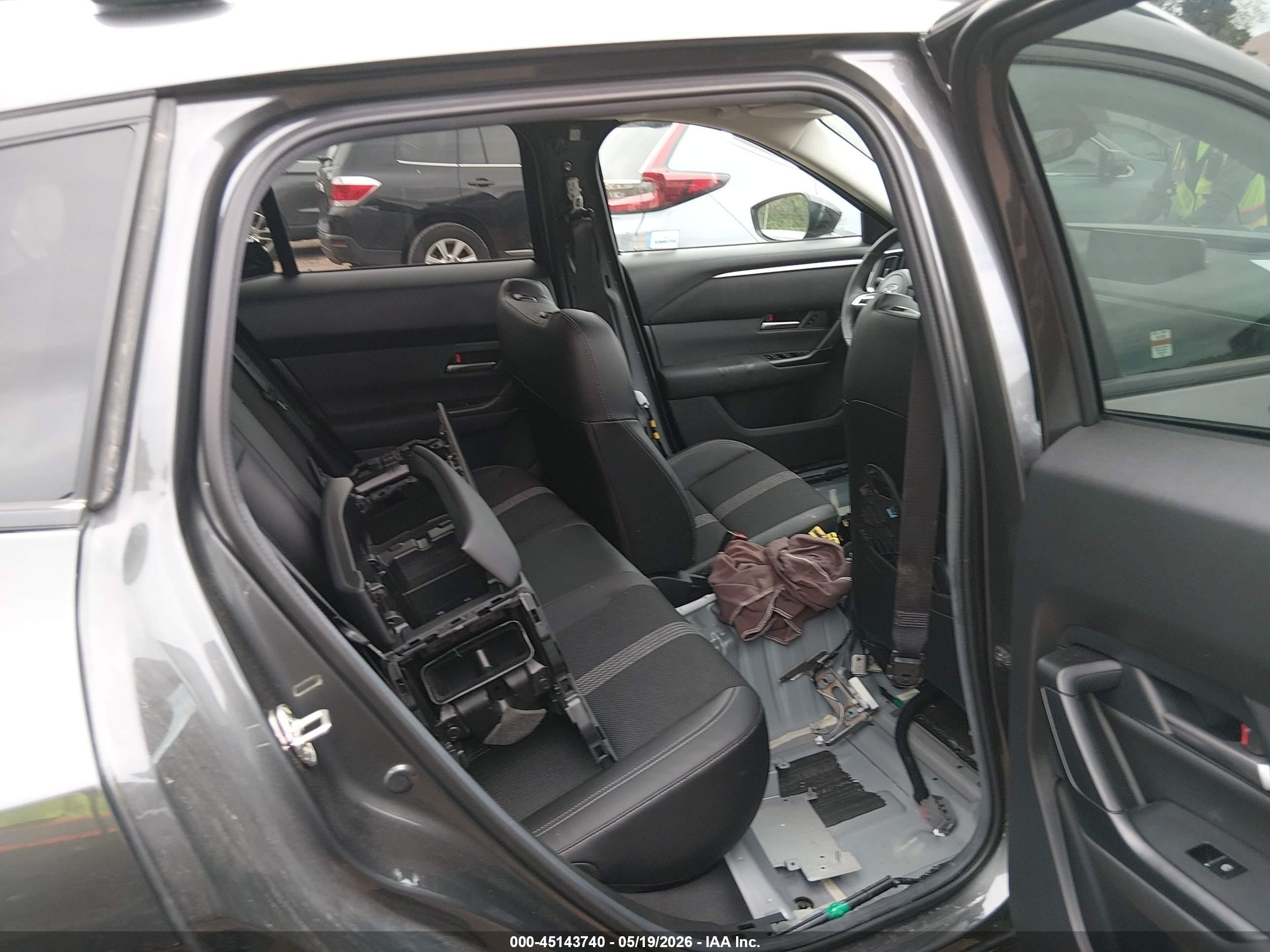 2025 Mazda Cx-50 2.5 S Premium Package Gray vin: 7MMVABDM0SN308111