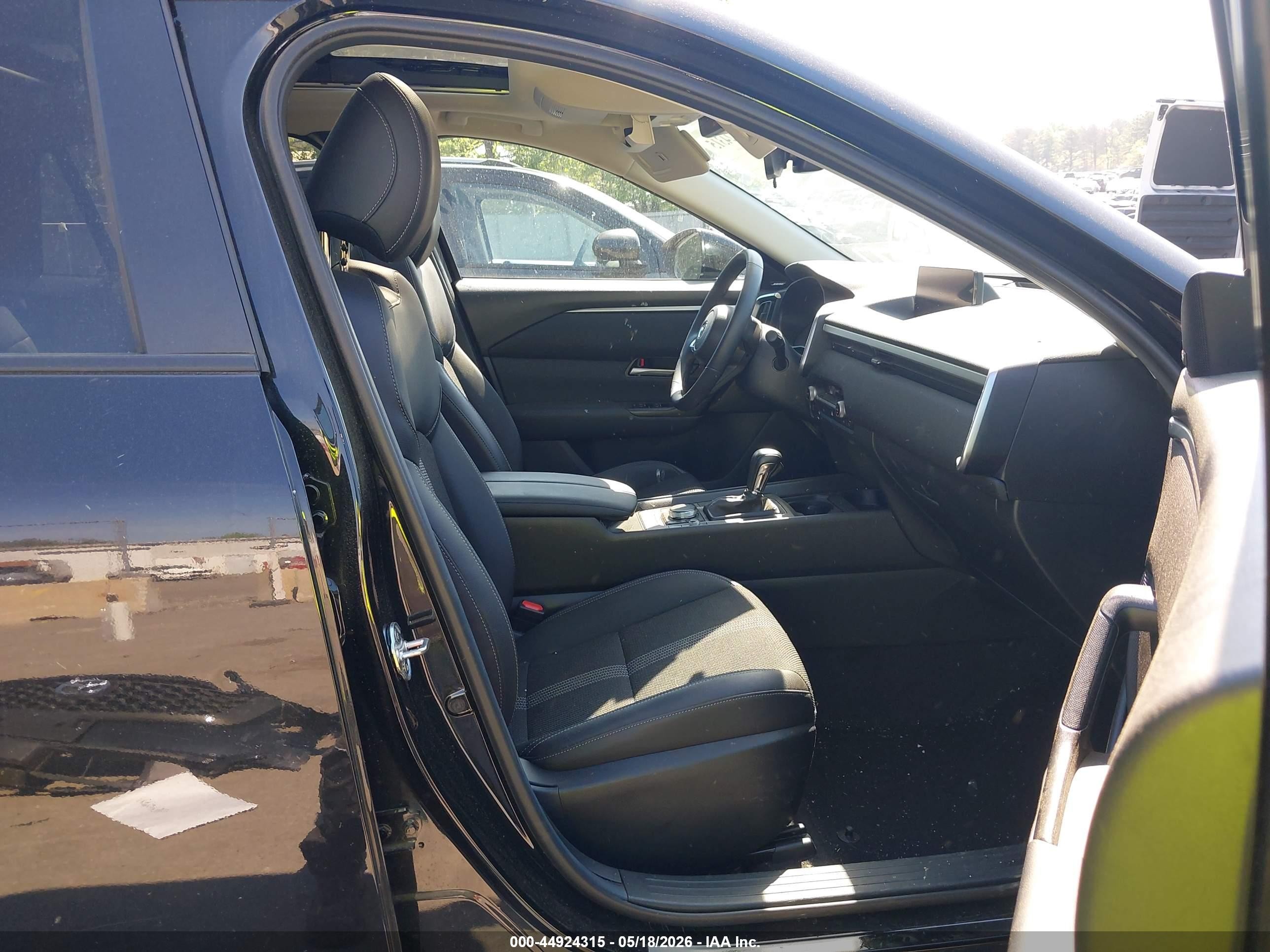 2025 Mazda Cx-50 2.5 S Premium Package Black vin: 7MMVABDM7SN311832