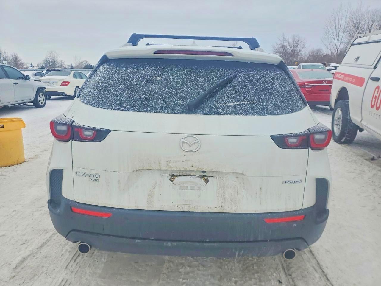 2024 Mazda Cx-50 Premium White vin: 7MMVABDMXRN215865