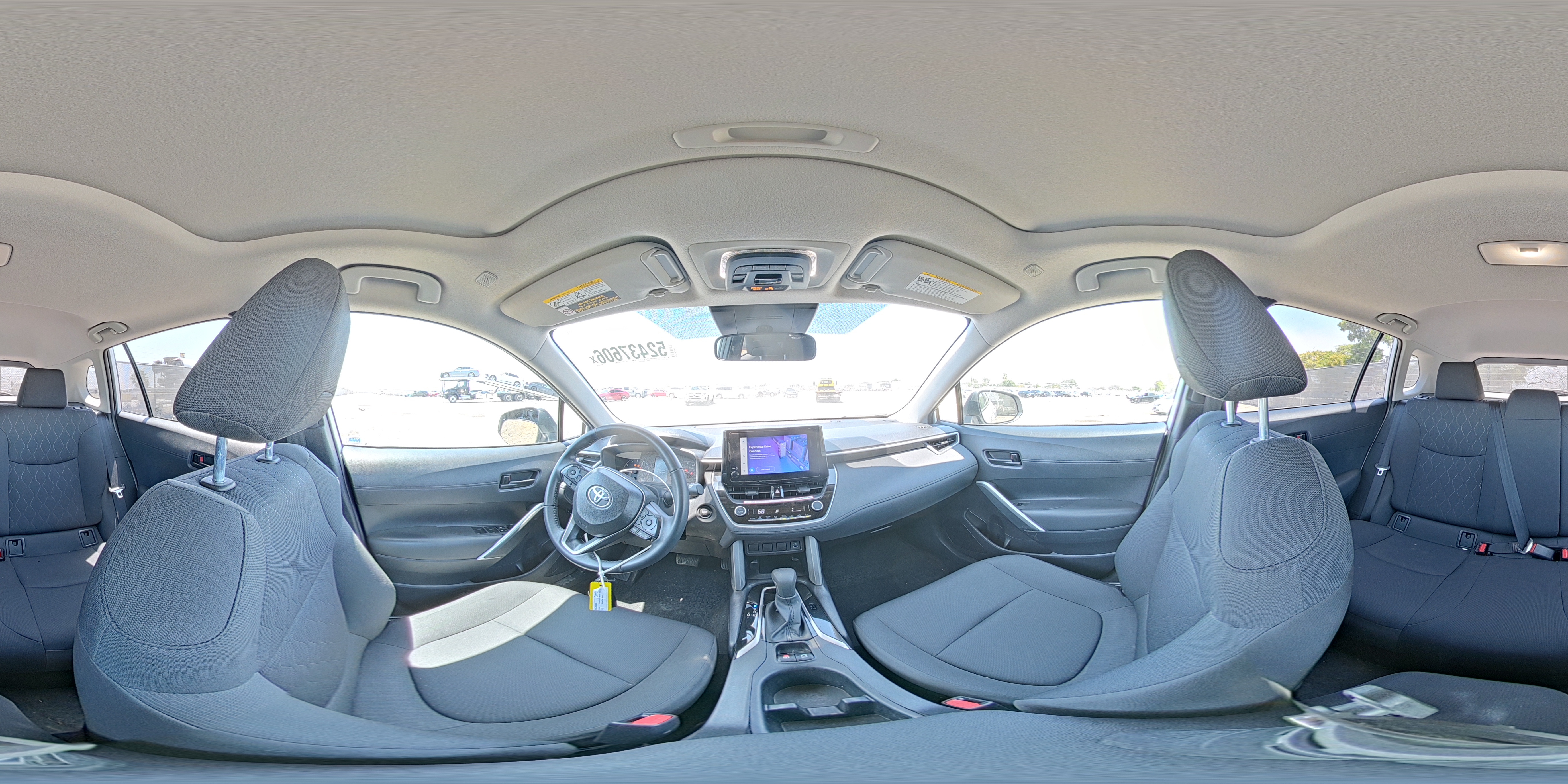 2024 Toyota Corolla Cross Le White vin: 7MUBAAAG5RV115250