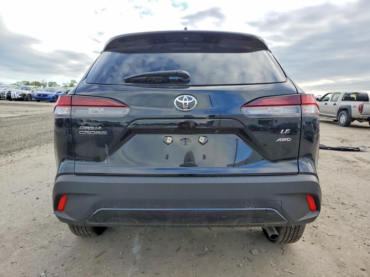 2026 Toyota Corolla Cross Le Черный vin: 7MUBAABG3TV164176