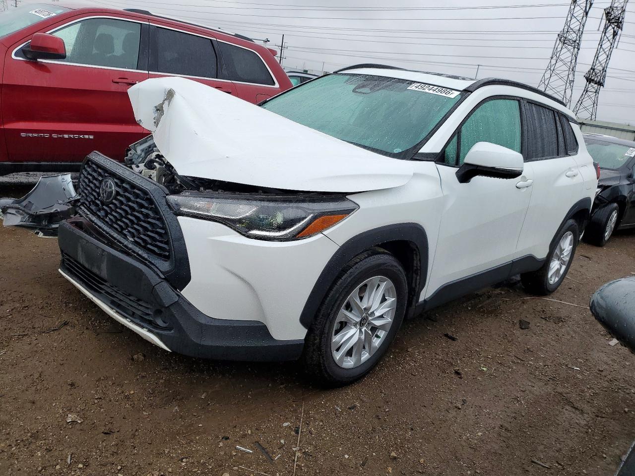 2023 Toyota Corolla Cross Le Белый vin: 7MUBAABG6PV047696