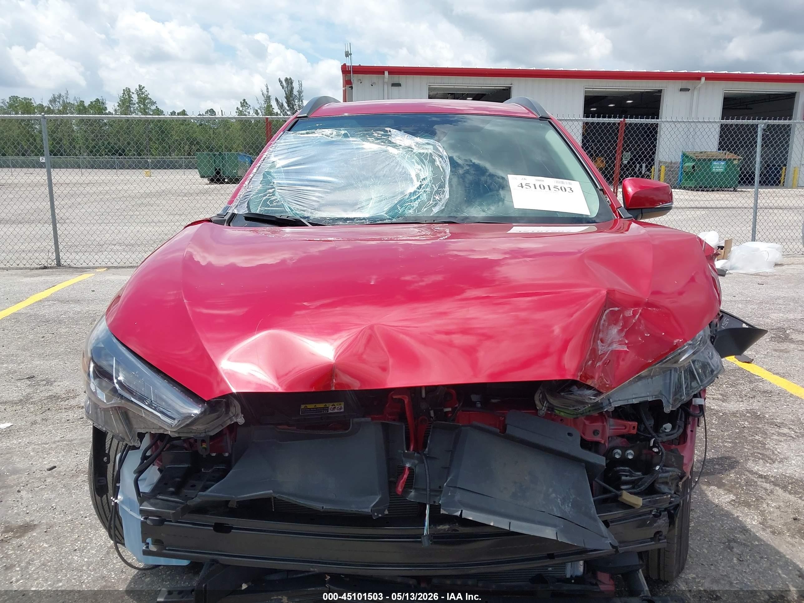 2024 Toyota Corolla Cross Le Red vin: 7MUCAAAG1RV079156