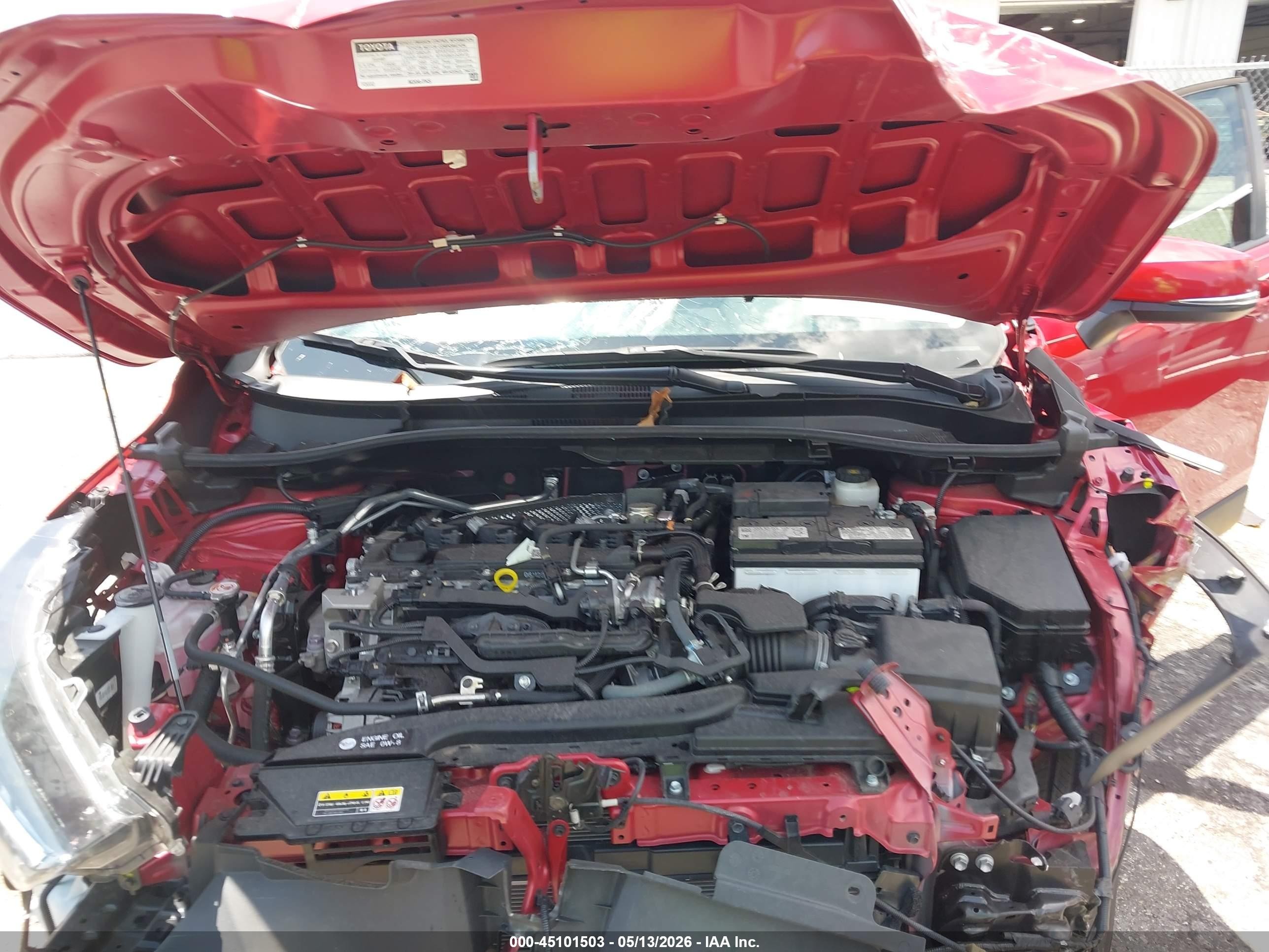 2024 Toyota Corolla Cross Le Red vin: 7MUCAAAG1RV079156
