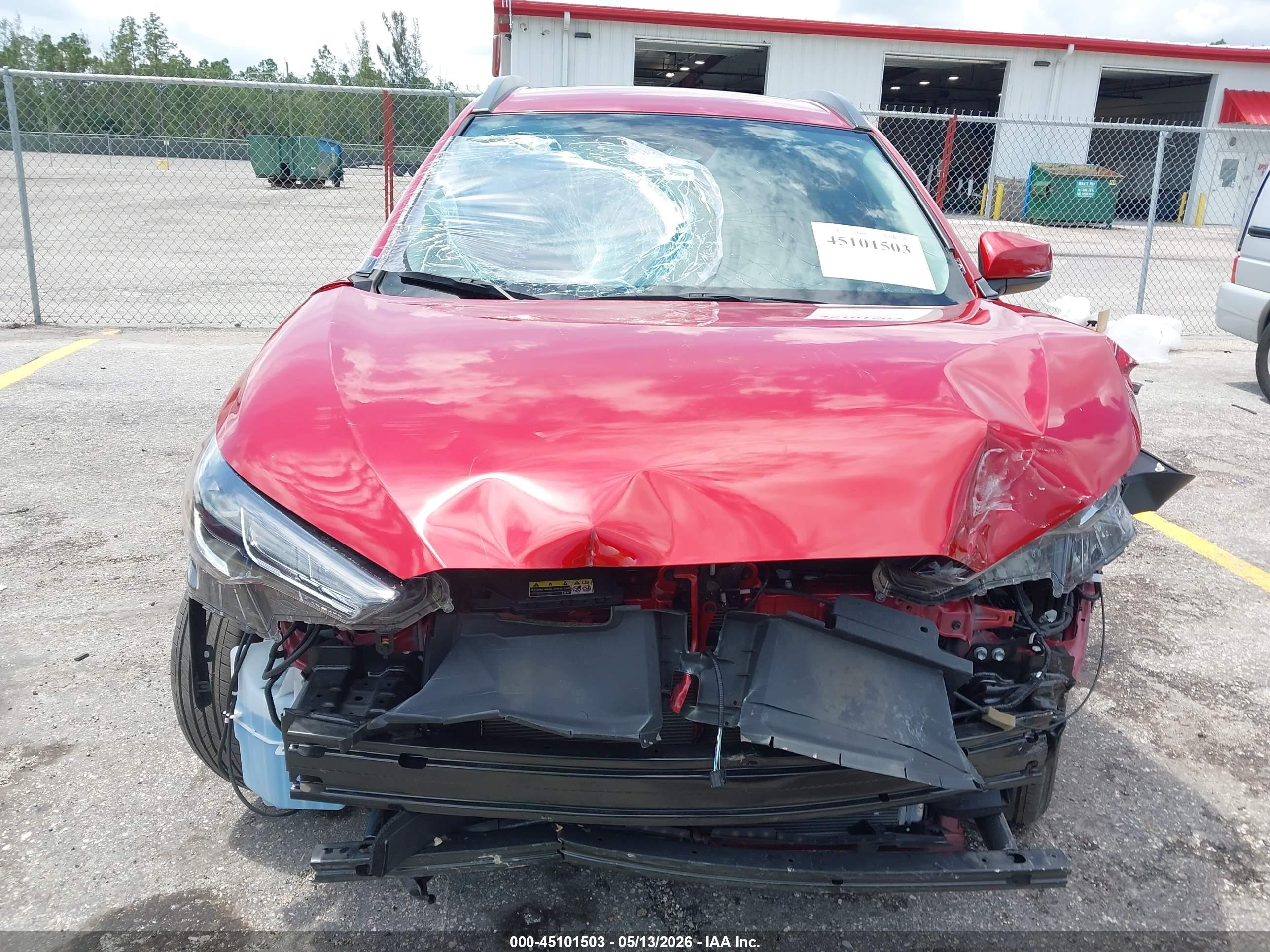 2024 Toyota Corolla Cross Le Red vin: 7MUCAAAG1RV079156