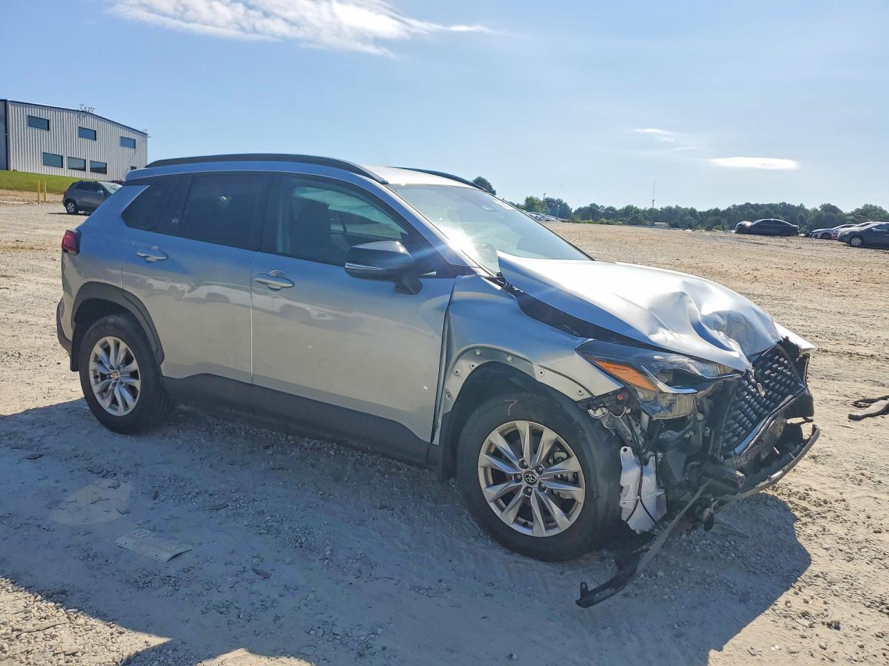 2025 Toyota Corolla Cross Le Серебряный vin: 7MUCAAAG3SV119467