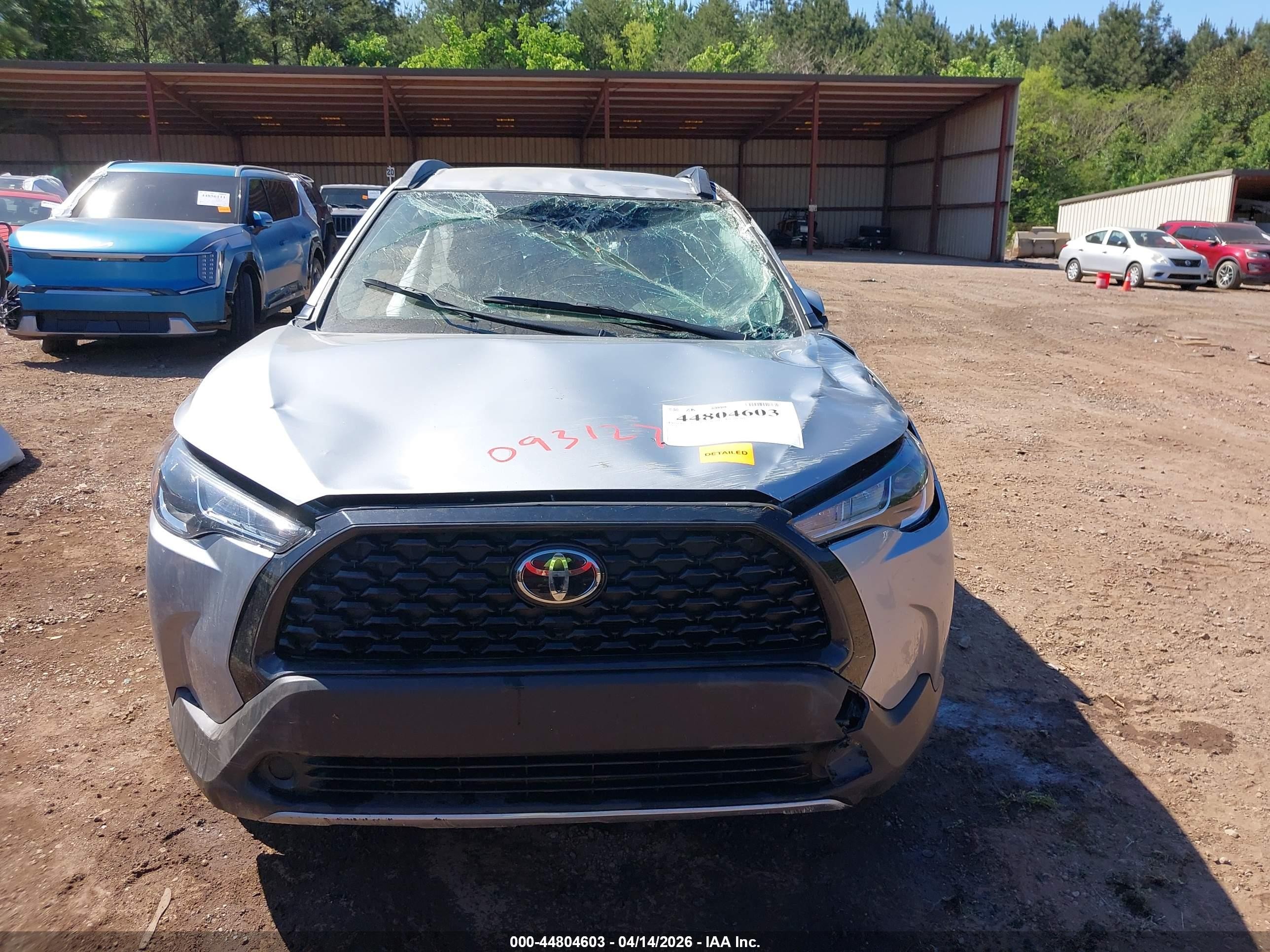 2024 Toyota Corolla Cross Le Silver vin: 7MUCAAAG9RV093127