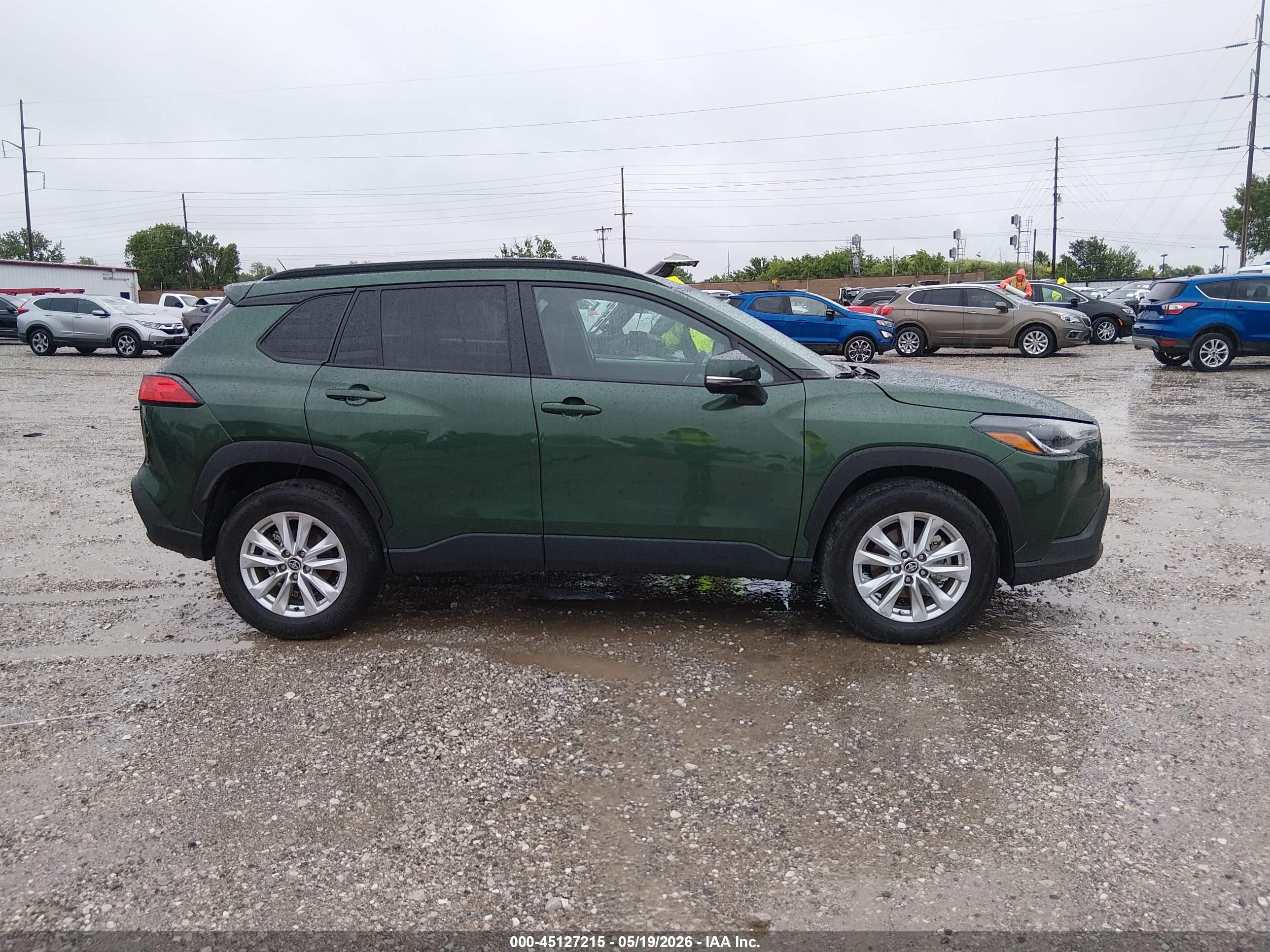 2023 Toyota Corolla Cross Le Green vin: 7MUCAABG0PV052980