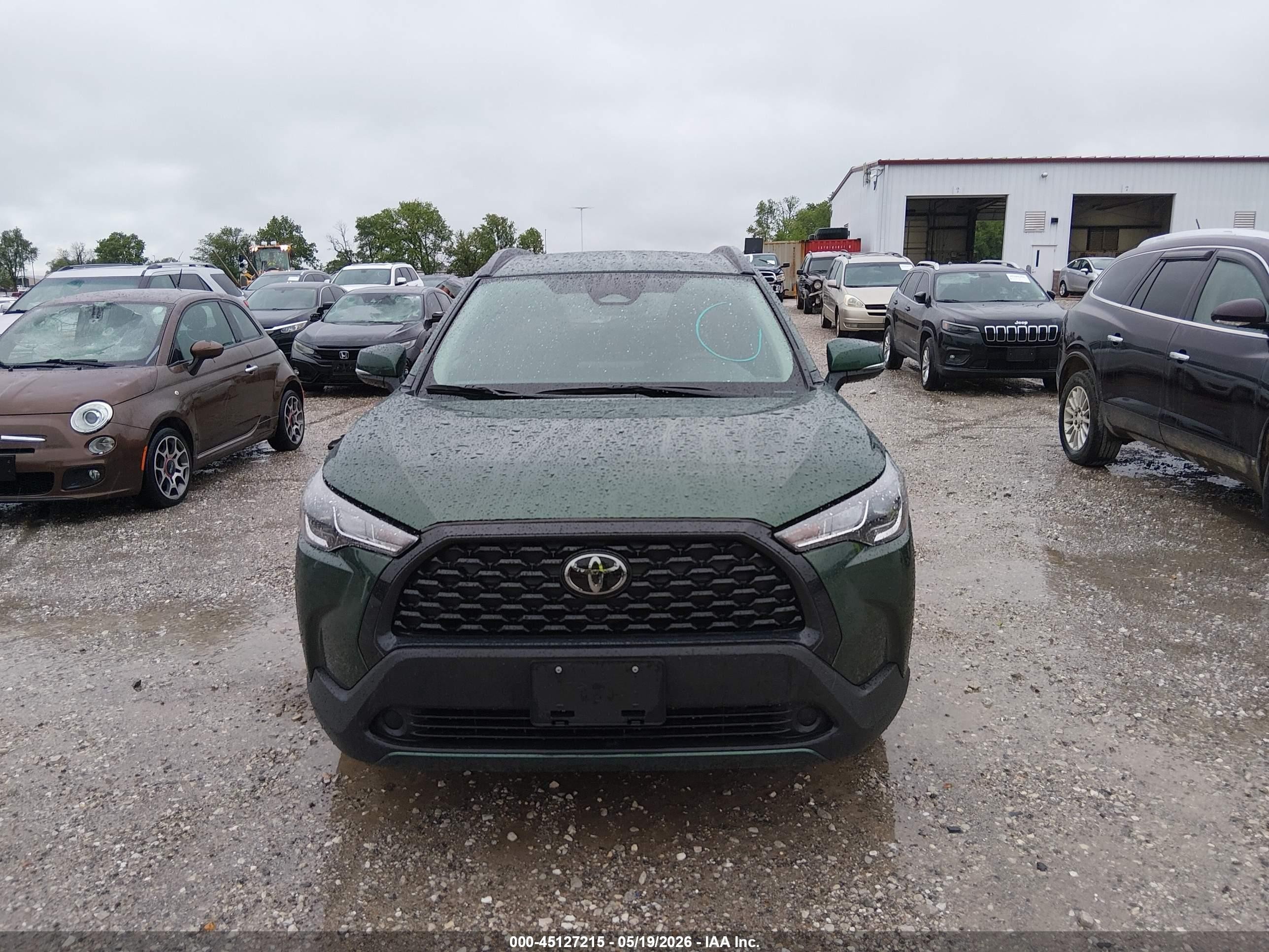 2023 Toyota Corolla Cross Le Green vin: 7MUCAABG0PV052980