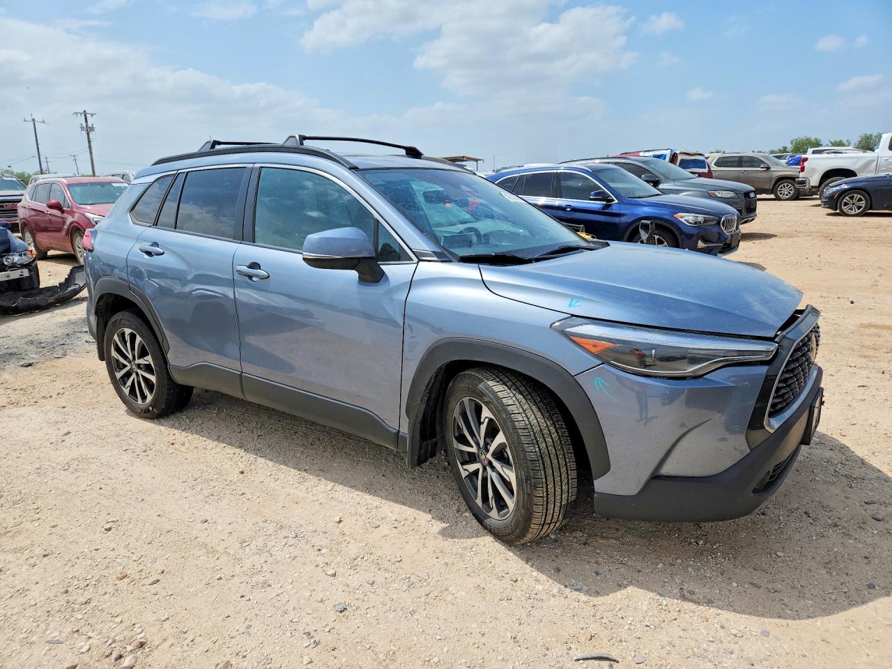 2024 Toyota Corolla Cross Xle Blue vin: 7MUDAAAG4RV089622