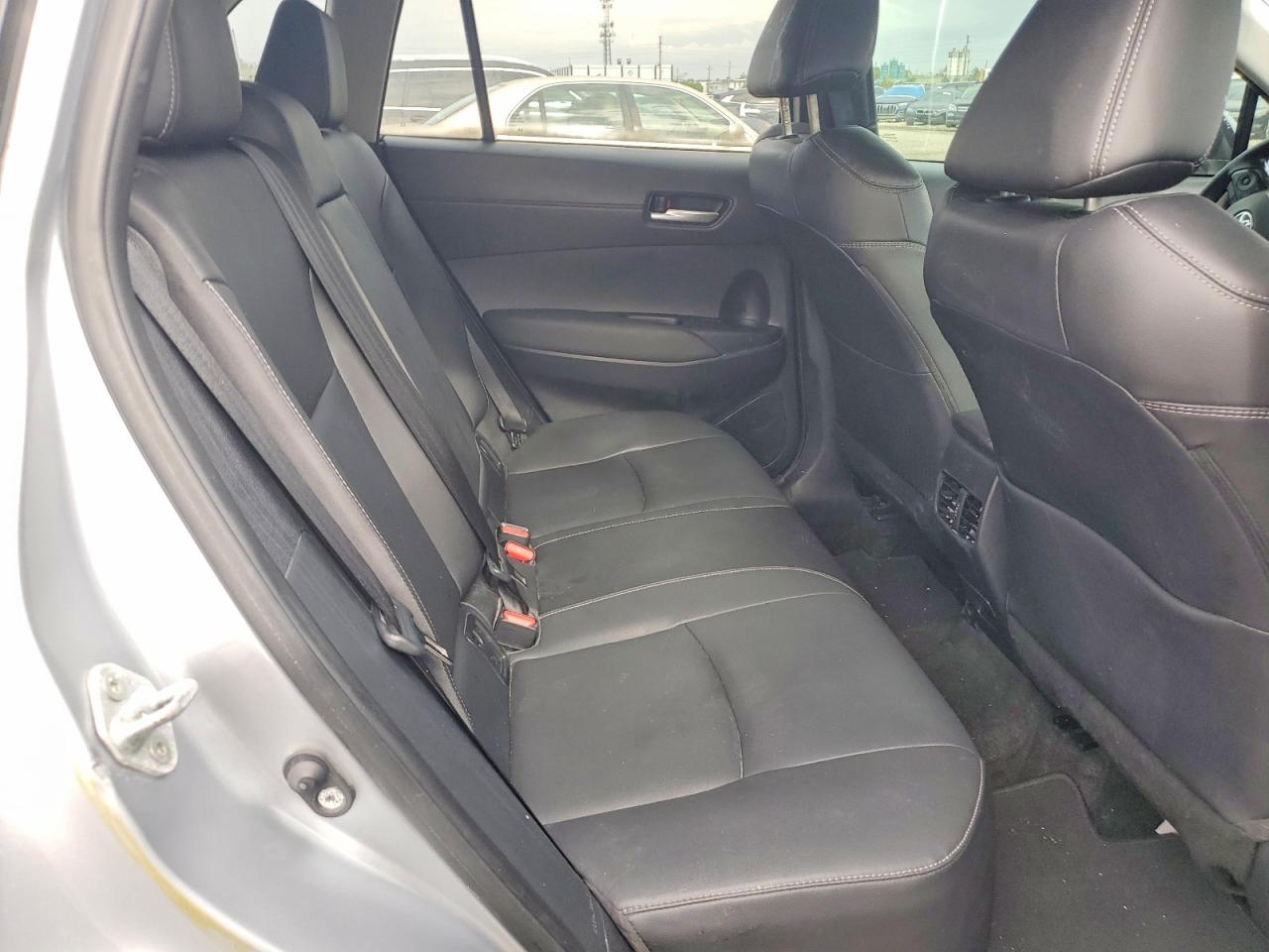2023 Toyota Corolla Cross Xle Silver vin: 7MUDAAAG5PV038272