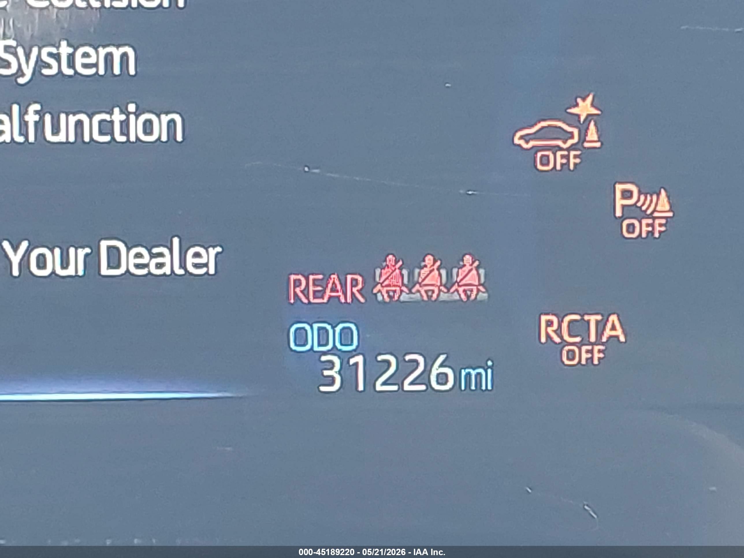 2022 Toyota Corolla Cross Xle White vin: 7MUDAAAG8NV034875