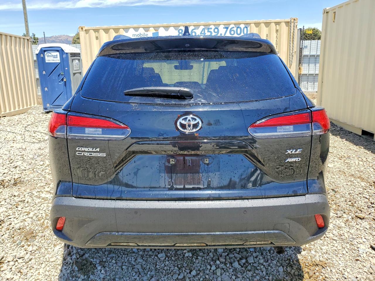 2022 Toyota Corolla Cross Xle Black vin: 7MUDAABG2NV007802