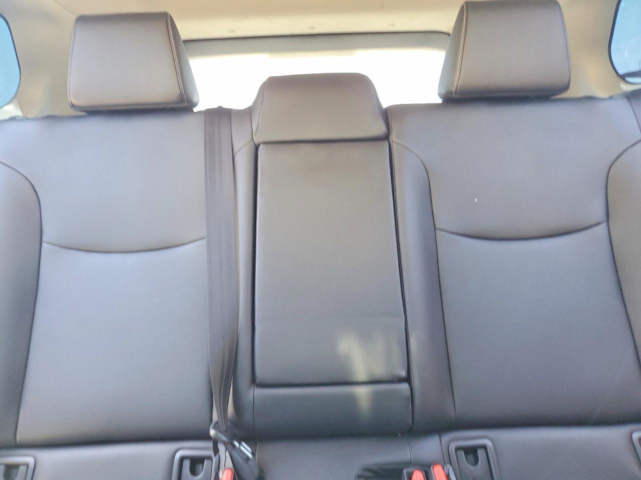 2022 Toyota Corolla Cross Xle Black vin: 7MUDAABG2NV007802