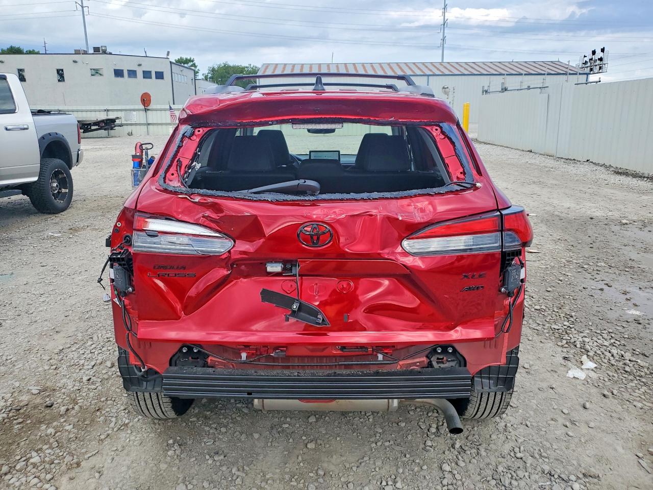 2026 Toyota Corolla Cross Xle Red vin: 7MUDAABG2TV169426