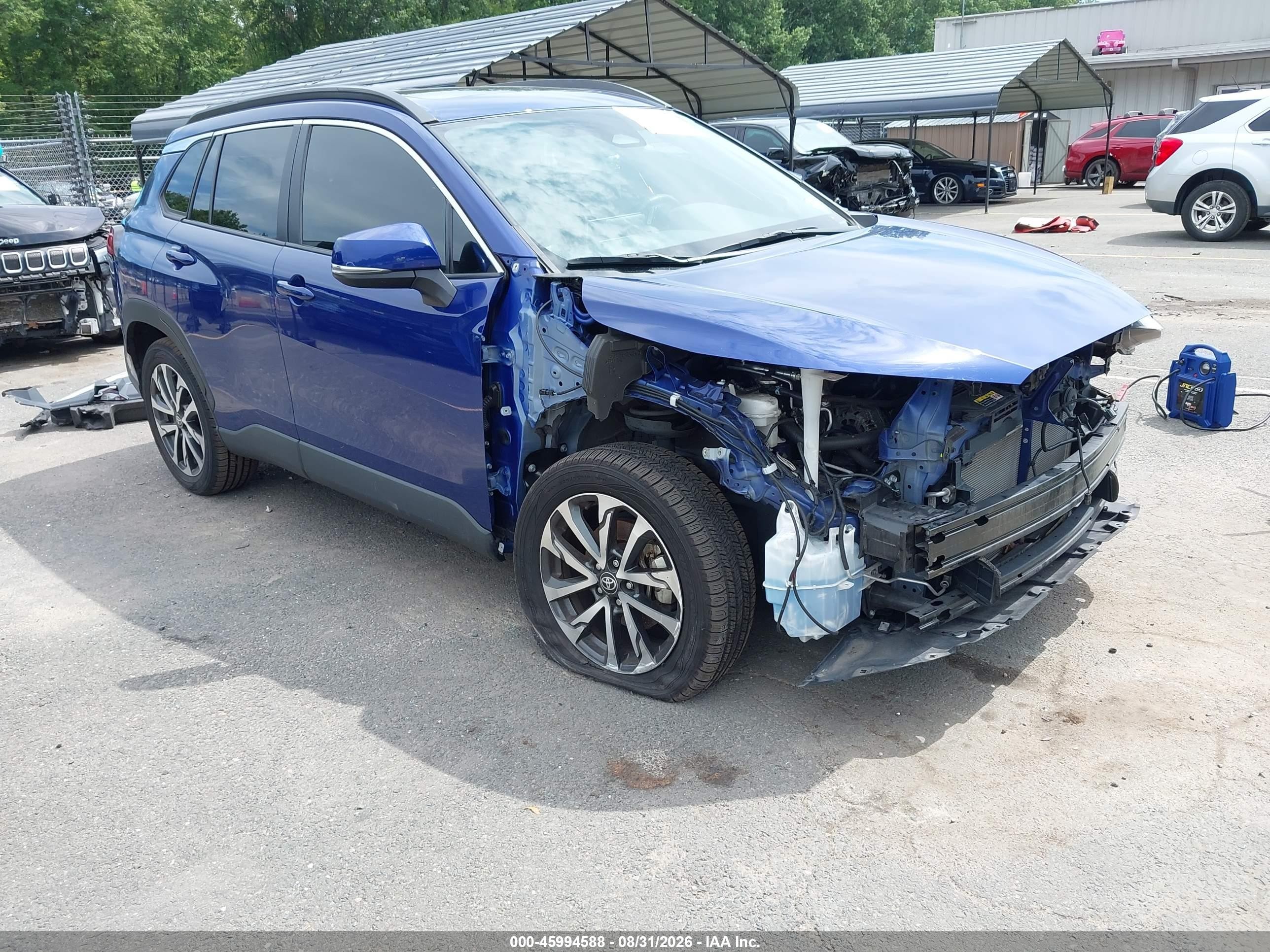 2023 Toyota Corolla Cross Xle Blue vin: 7MUDAABG5PV078365
