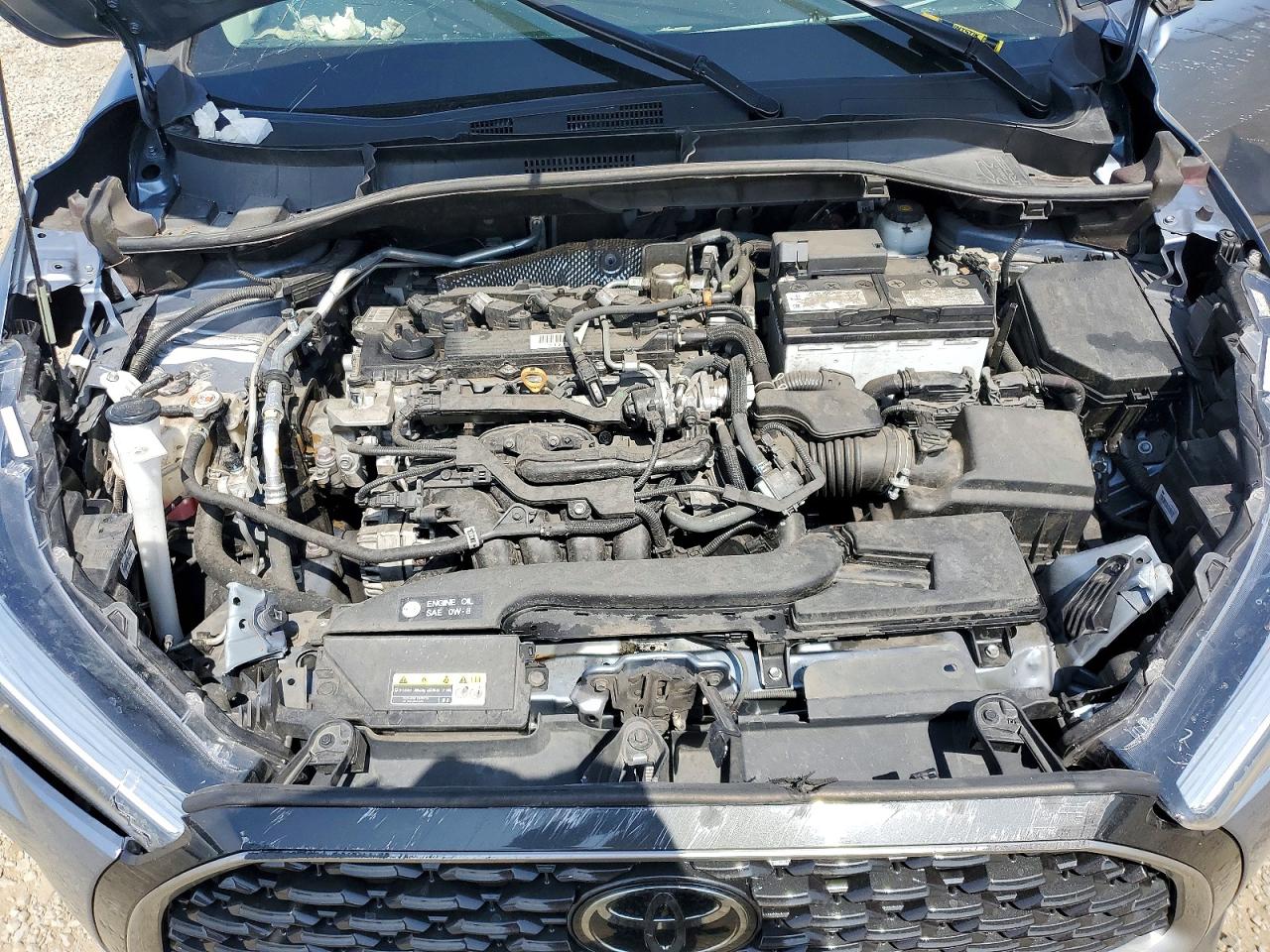 2024 Toyota Corolla Cross Xle Серебряный vin: 7MUDAABG6RV092486