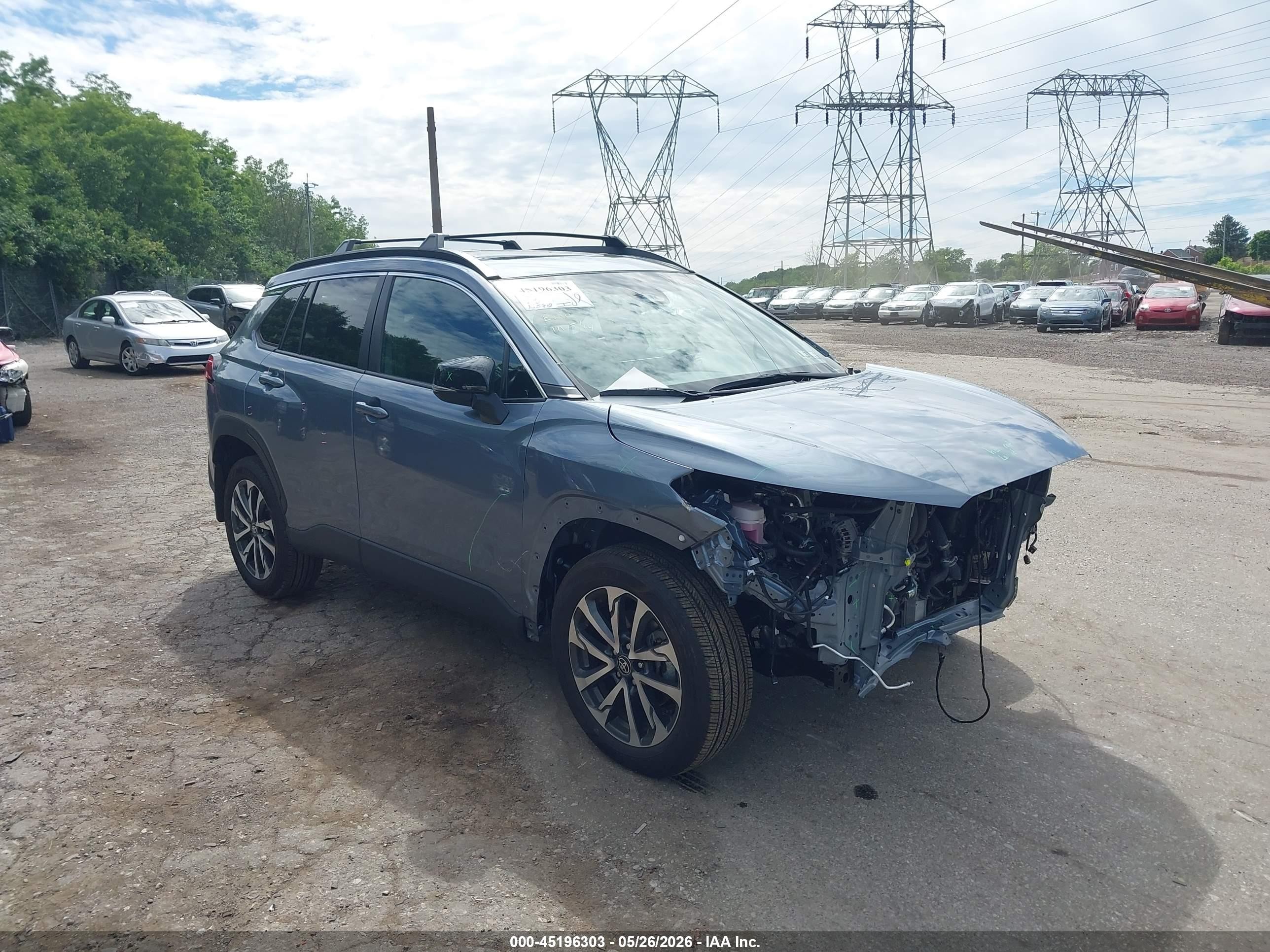 2025 Toyota Corolla Cross Xle Blue vin: 7MUDAABG8SV142018