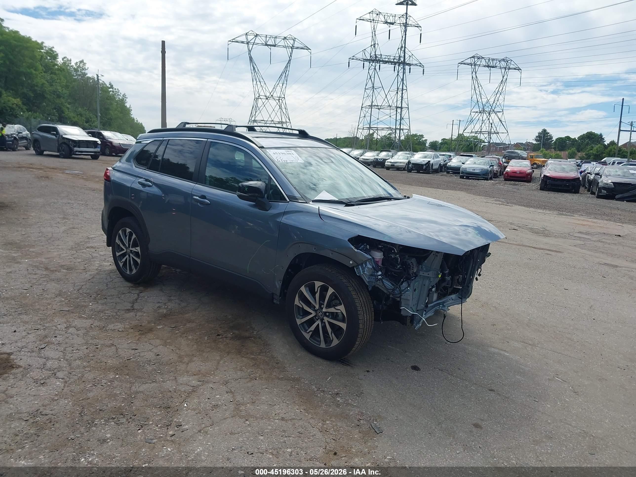 2025 Toyota Corolla Cross Xle Blue vin: 7MUDAABG8SV142018