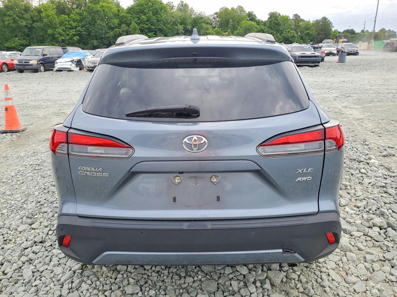2023 Toyota Corolla Cross Xle Blue vin: 7MUDAABGXPV050660