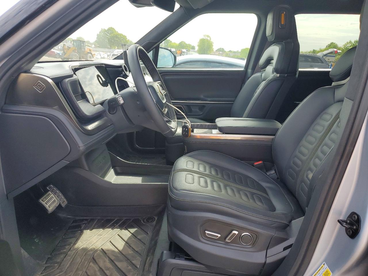 2024 Rivian R1s Adventure Gray vin: 7PDSGABA3RN034071