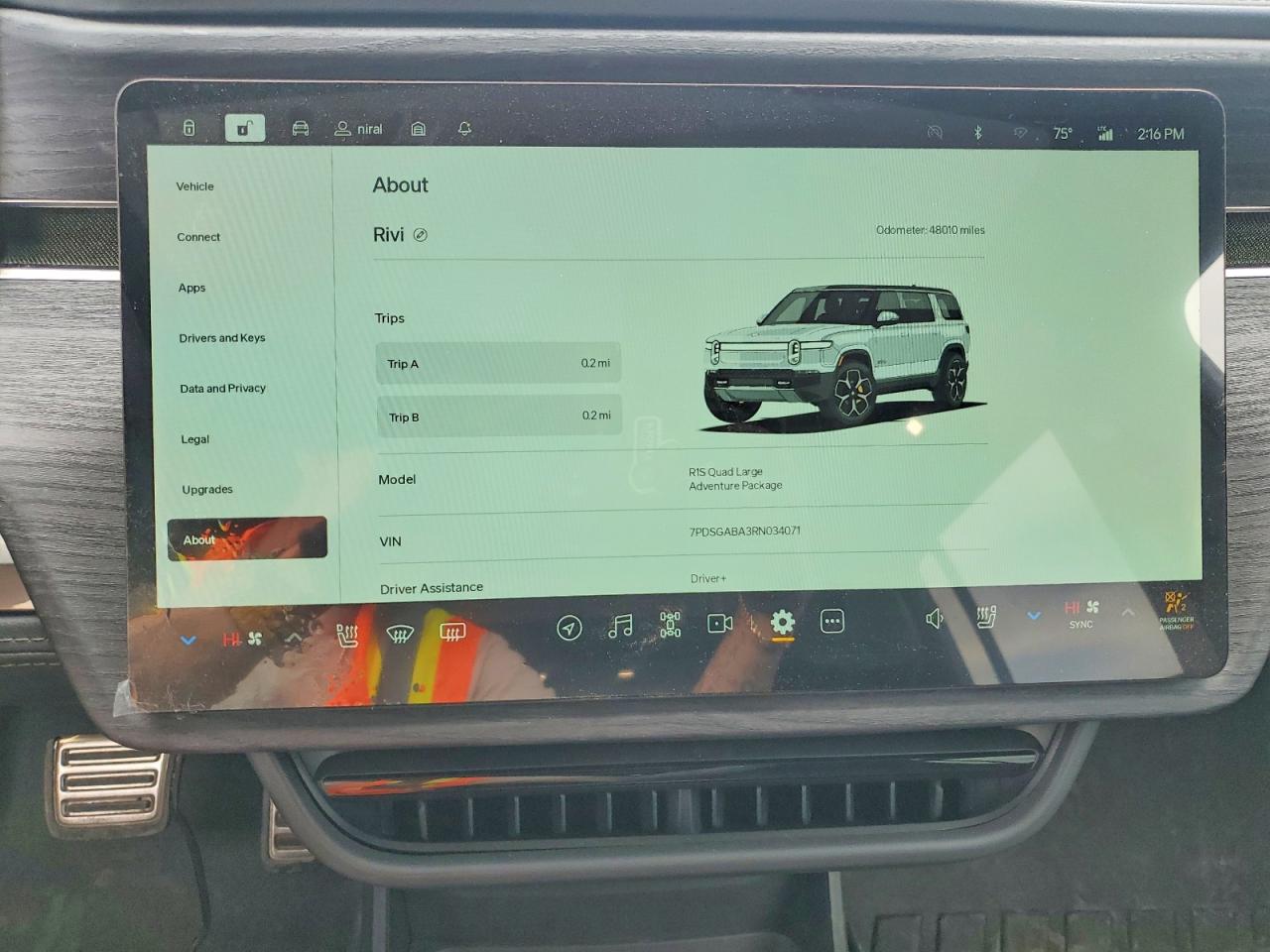 2024 Rivian R1s Adventure Gray vin: 7PDSGABA3RN034071
