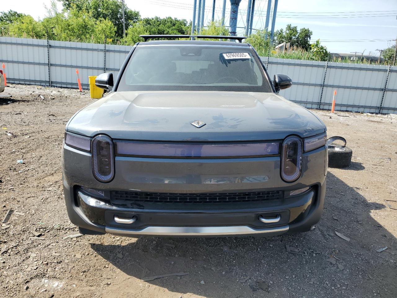 2022 Rivian R1s Launch Edition   Серый vin: 7PDSGABL0NN001282