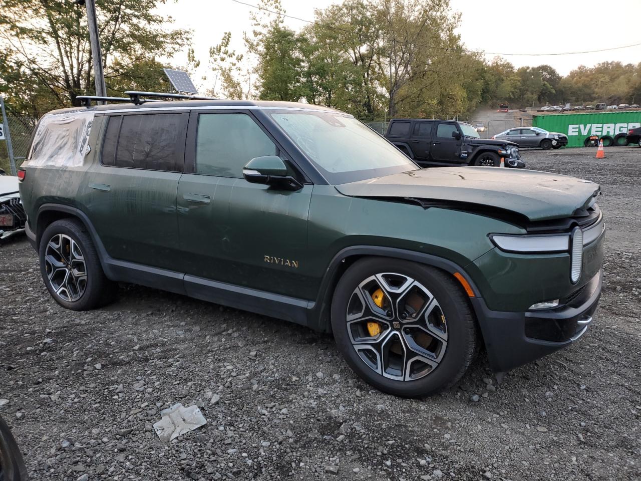 2023 Rivian R1s Launch Edition Green vin: 7PDSGABLXPN020988