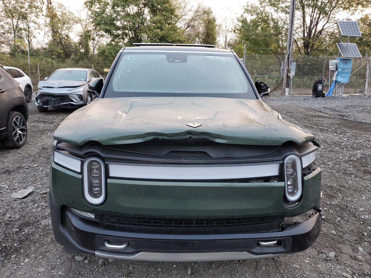 2023 Rivian R1s Launch Edition Green vin: 7PDSGABLXPN020988