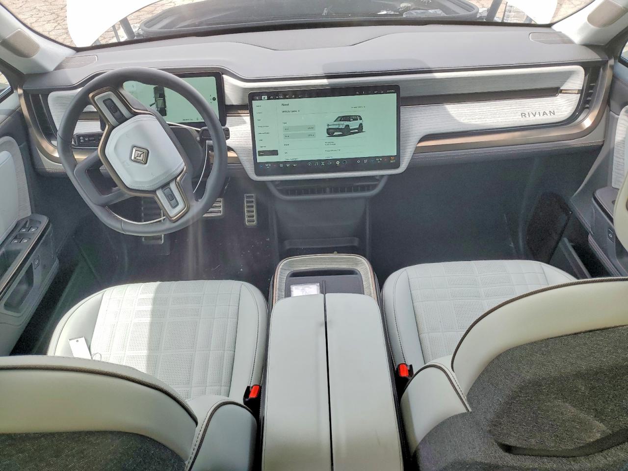 2026 Rivian R1s Premium Two Tone vin: 7PDSGABP9TN085909