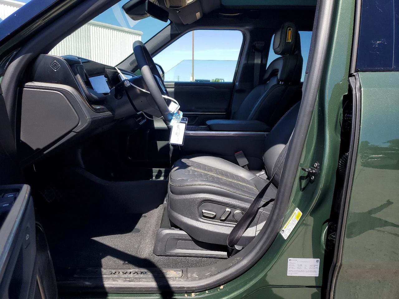2026 Rivian R1s Adventure Green vin: 7PDSGCBA0TN080413