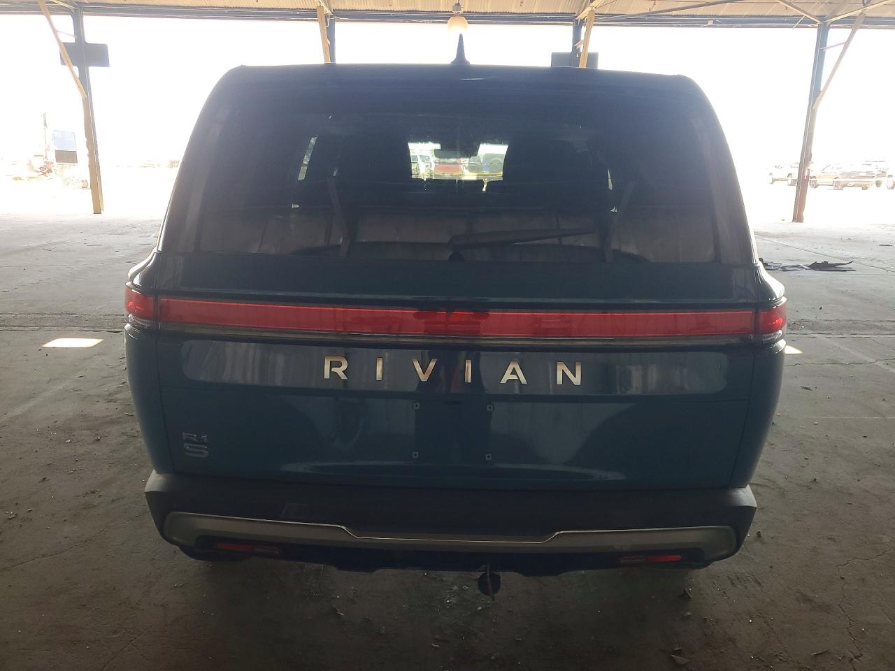 2026 Rivian R1s Adventure Blue vin: 7PDSGCBA7TN081364
