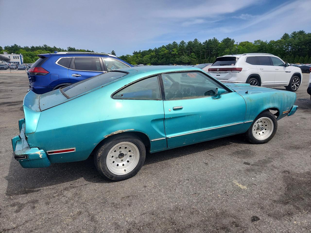 1977 Ford Mustang Turquoise vin: 7R03F102360