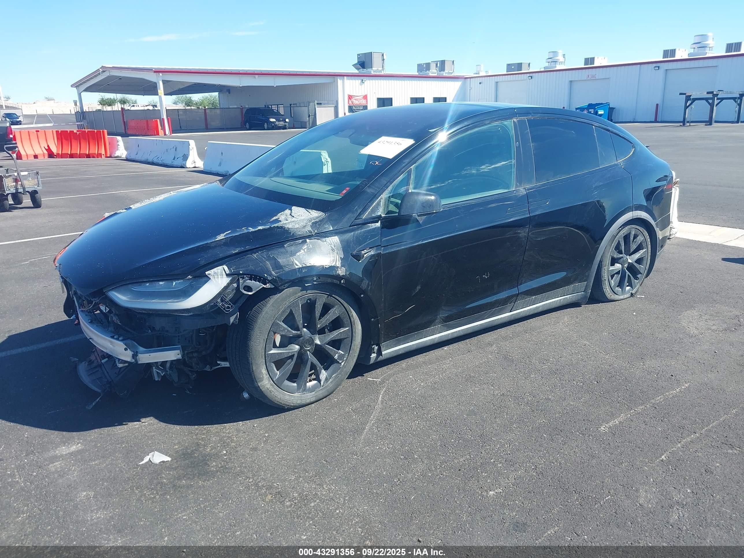 2023 Tesla Model X Dual Motor All-wheel Drive/standard Range Black vin: 7SAXCAE54PF365831