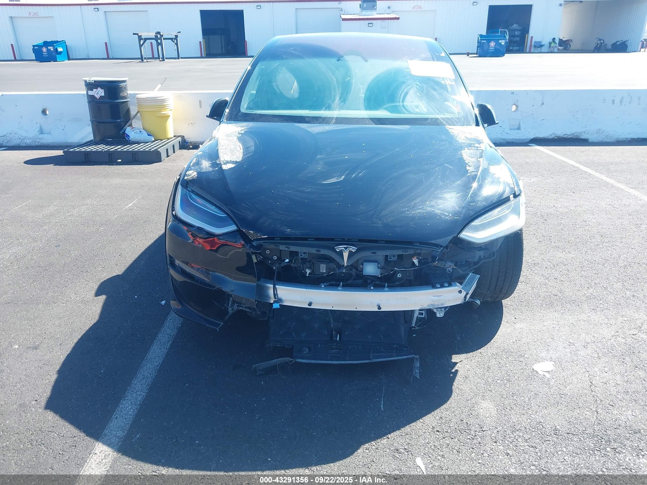 2023 Tesla Model X Dual Motor All-wheel Drive/standard Range Black vin: 7SAXCAE54PF365831