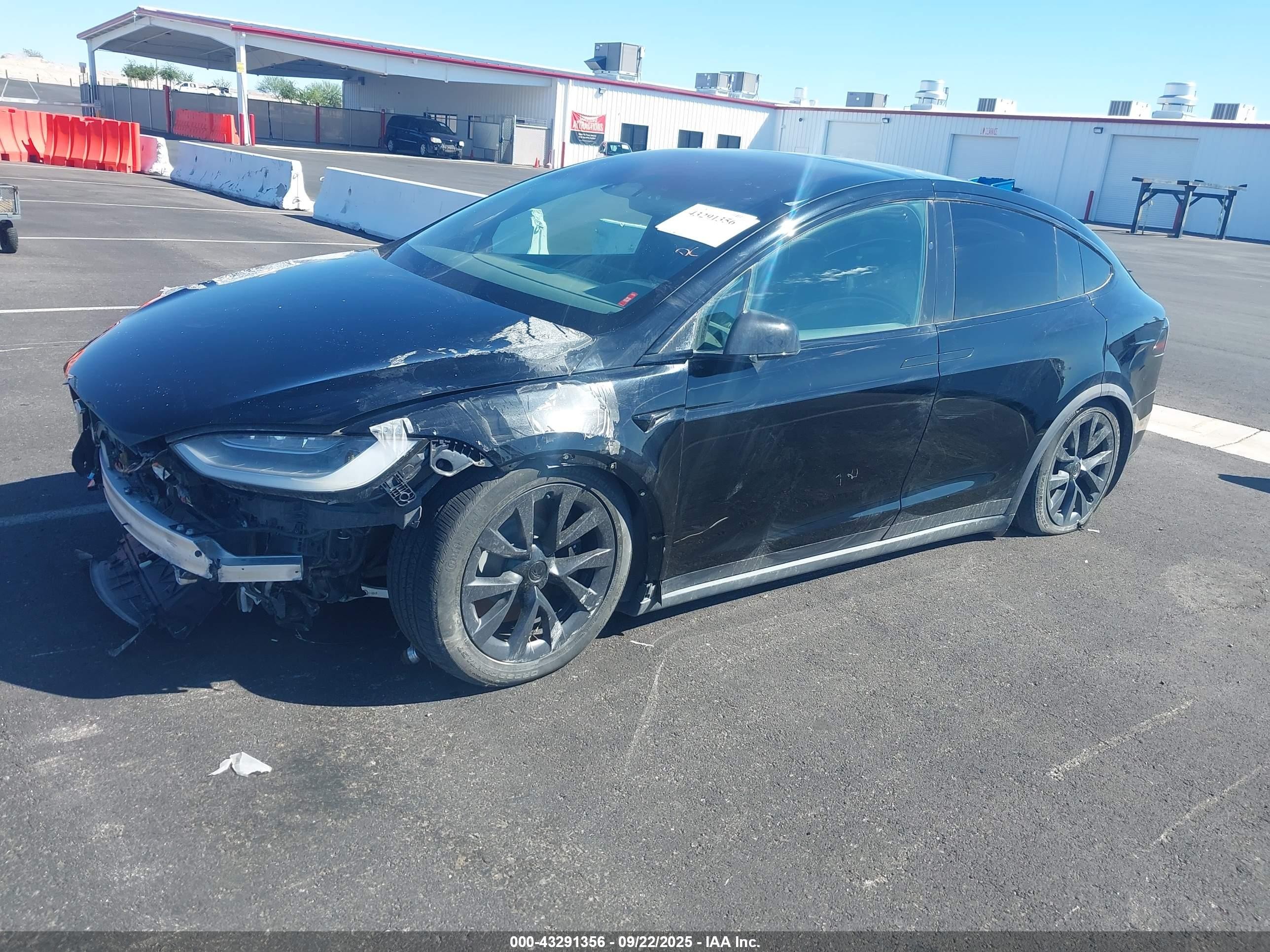 2023 Tesla Model X Dual Motor All-wheel Drive/standard Range Black vin: 7SAXCAE54PF365831