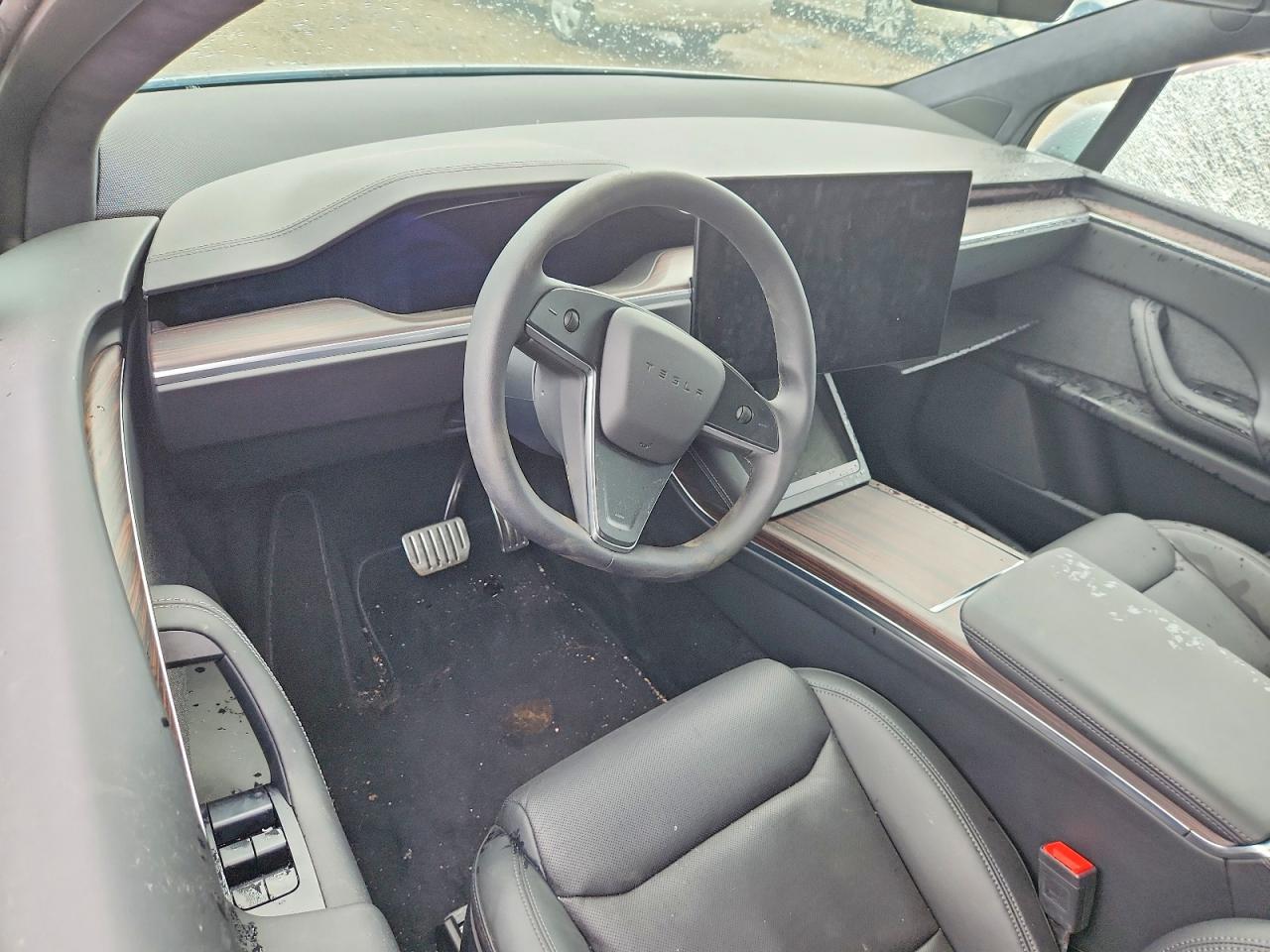2025 Tesla Model X Gray vin: 7SAXCBE50SF469862