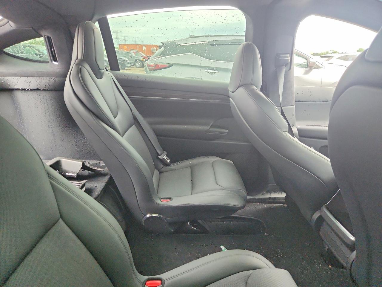 2025 Tesla Model X Gray vin: 7SAXCBE50SF469862
