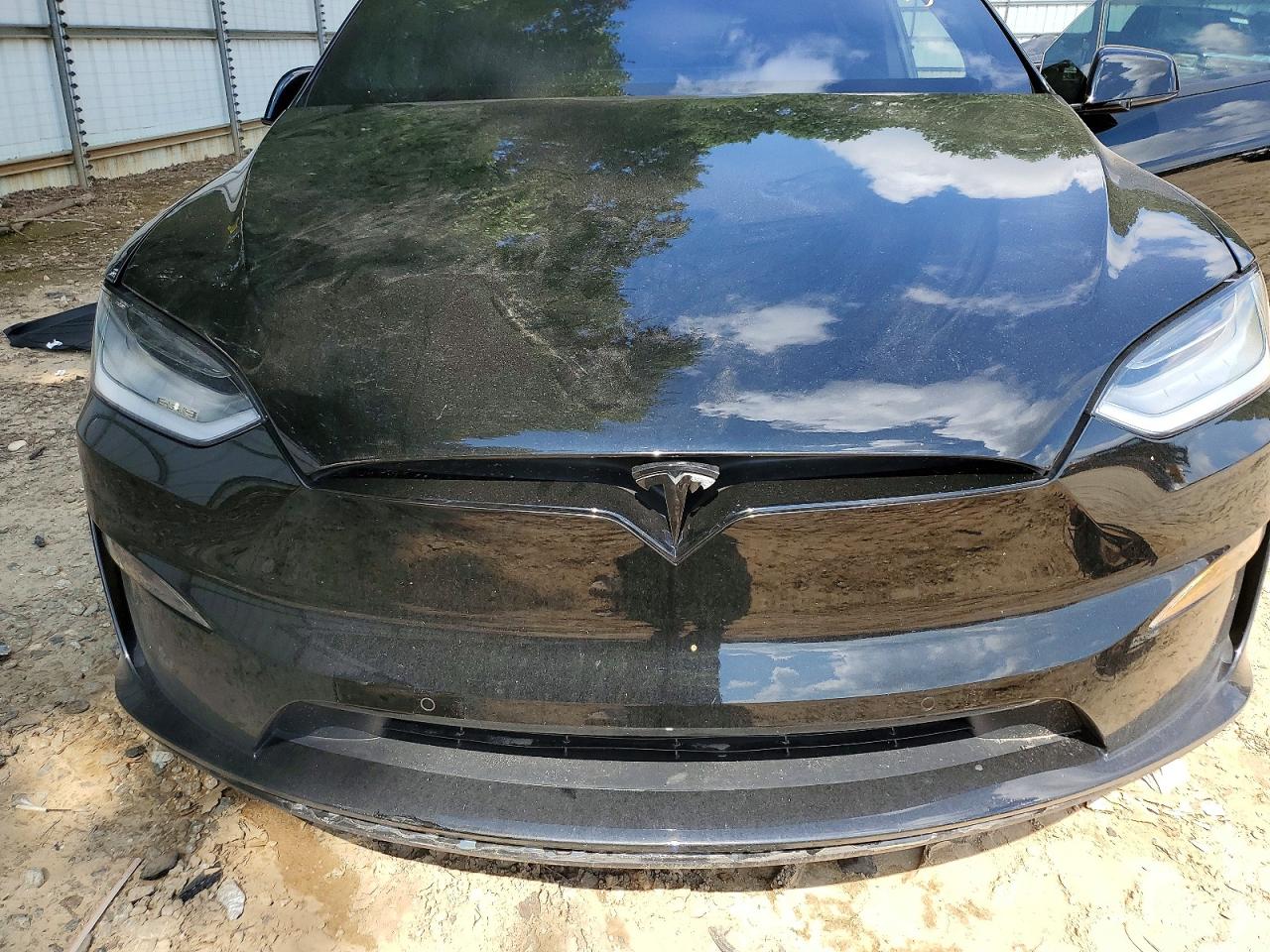 2022 Tesla Model X Black vin: 7SAXCBE52NF331583