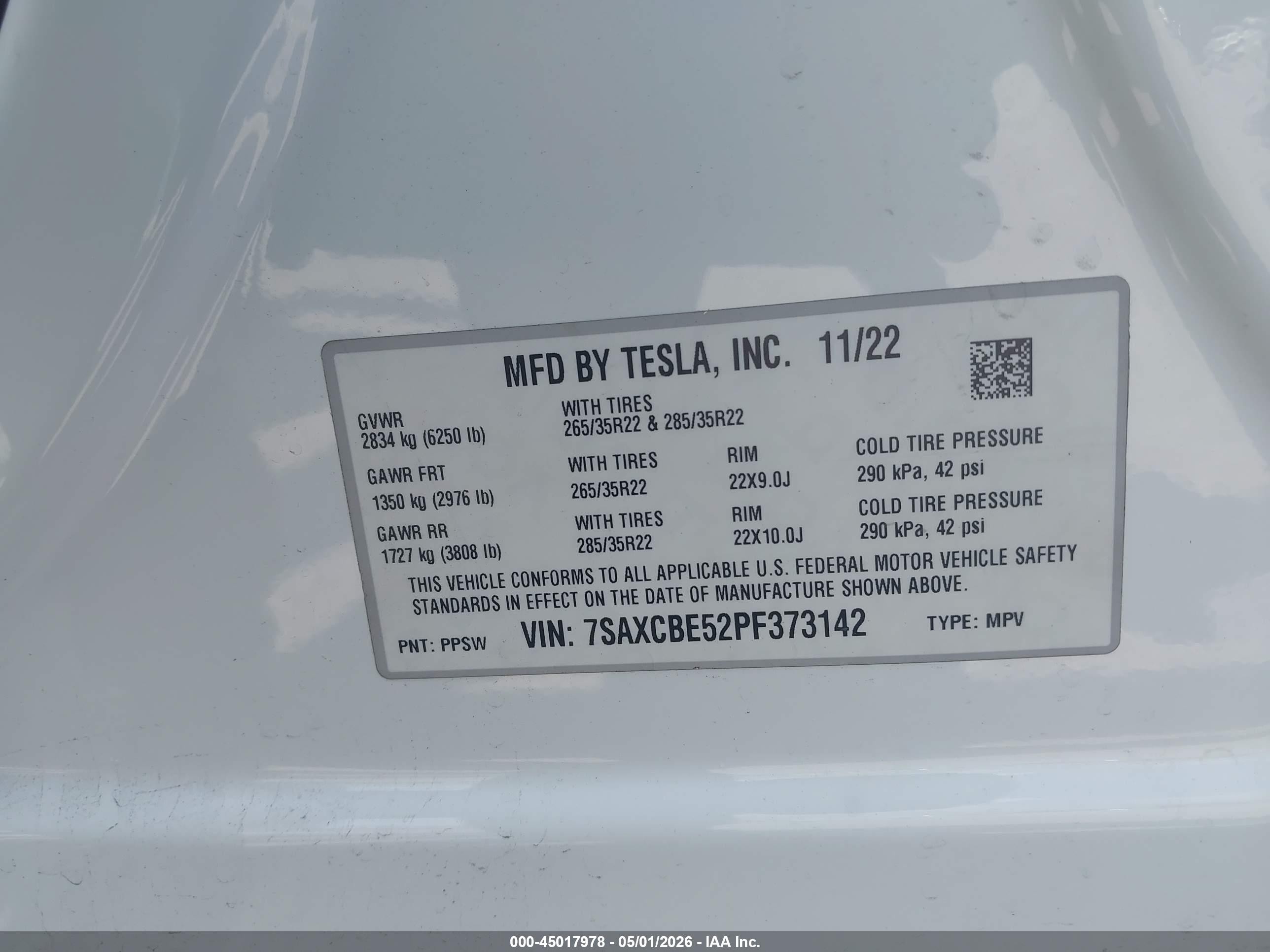 2023 Tesla Model X Dual Motor All-wheel Drive/standard Range White vin: 7SAXCBE52PF373142
