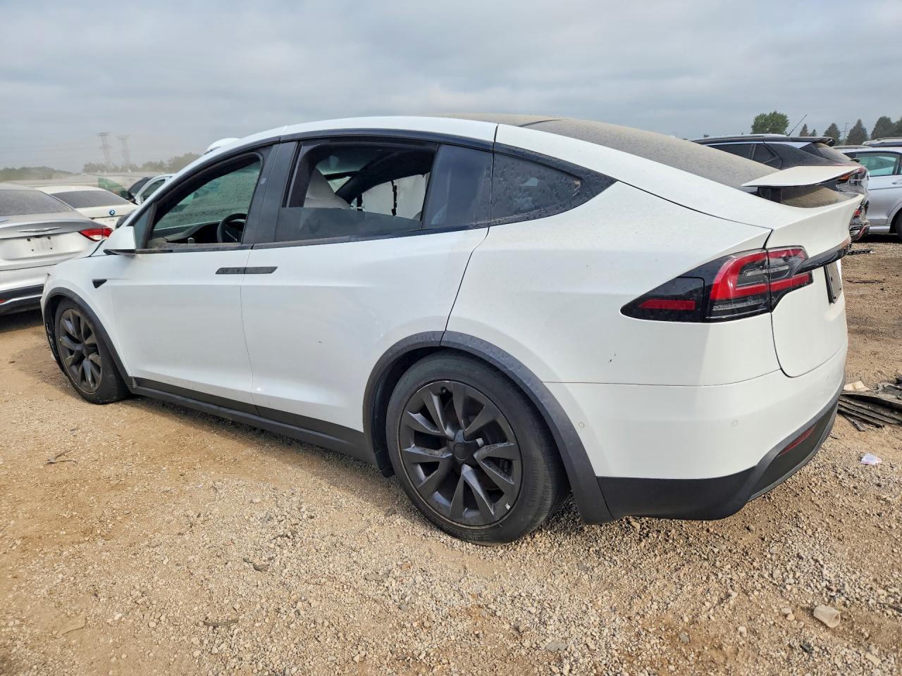 2023 Tesla Model X White vin: 7SAXCBE55PF376178