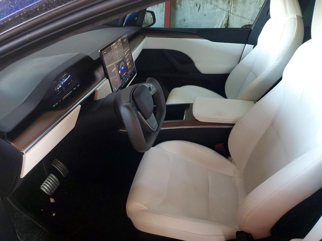 2023 Tesla Model X Blue vin: 7SAXCBE57PF378367